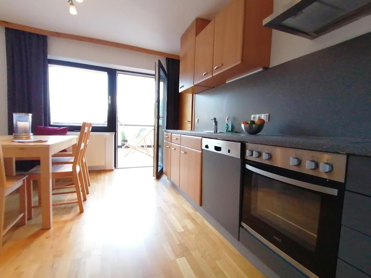 Mo'S Apartments Майерхофен Екстериор снимка